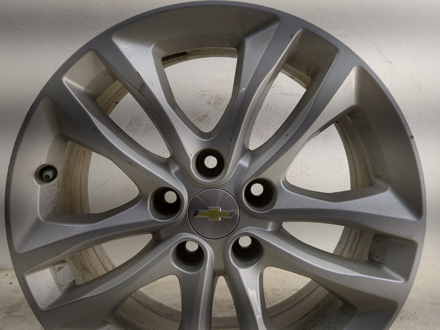 2016-2018 Chevrolet Malibu Oem Wheel Rim - Oemusedautoparts1.com