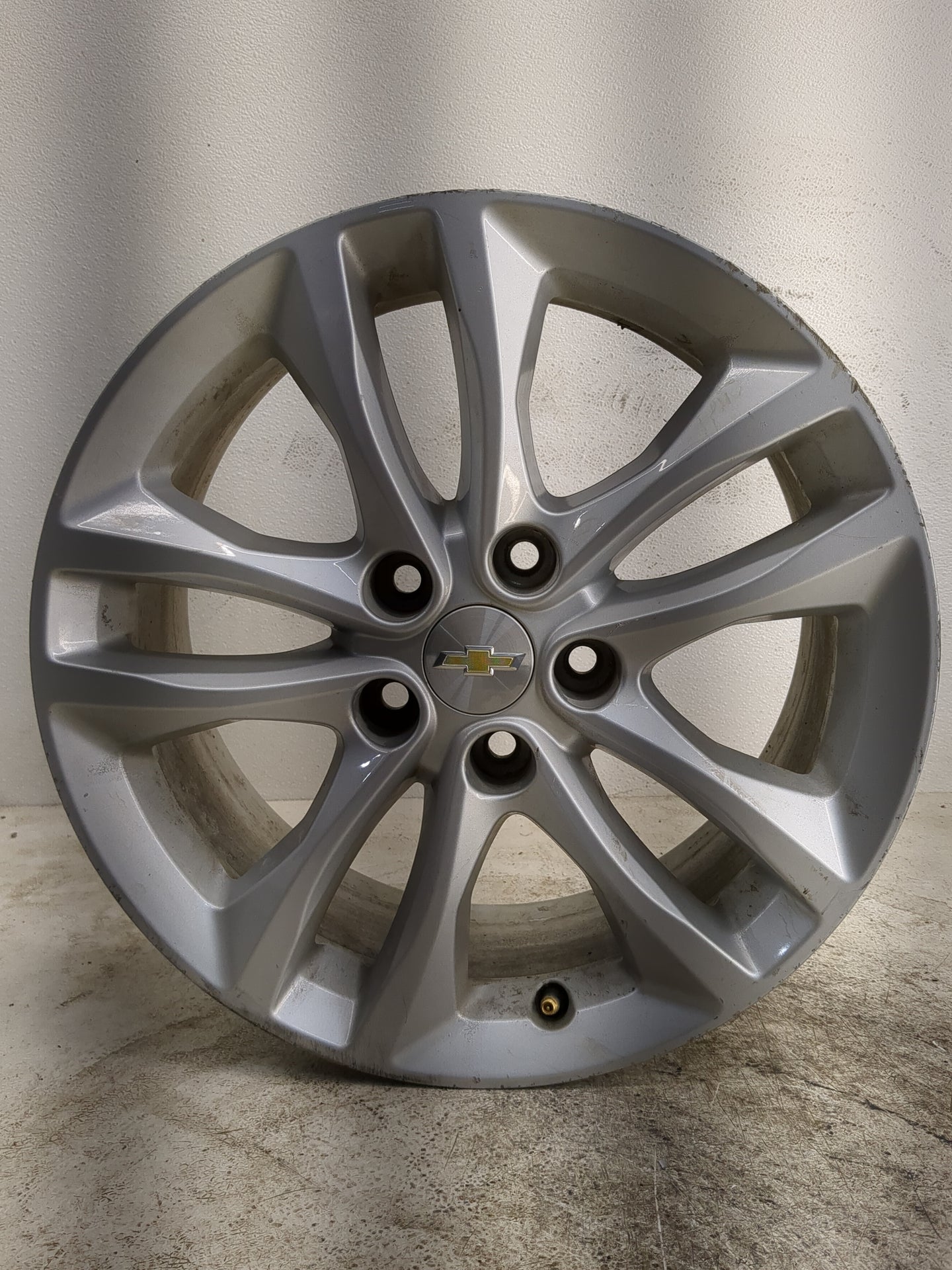2016-2018 Chevrolet Malibu Oem Wheel Rim - Oemusedautoparts1.com