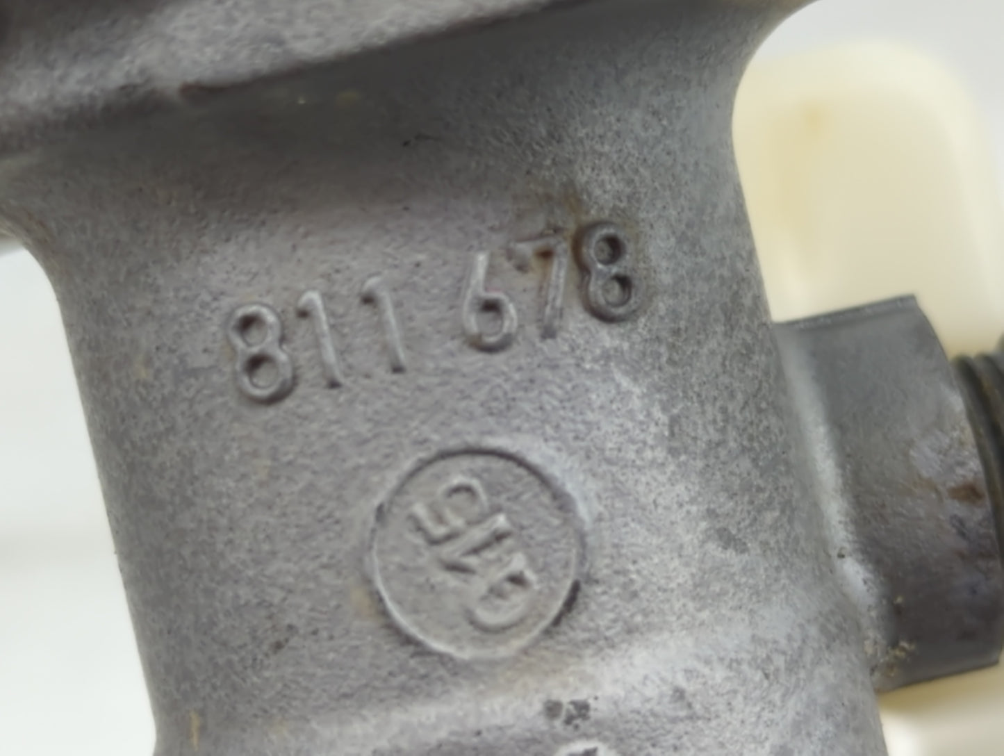 2016-2021 Chevrolet Malibu Brake Master Cylinder 1201961 - Oemusedautoparts1.com