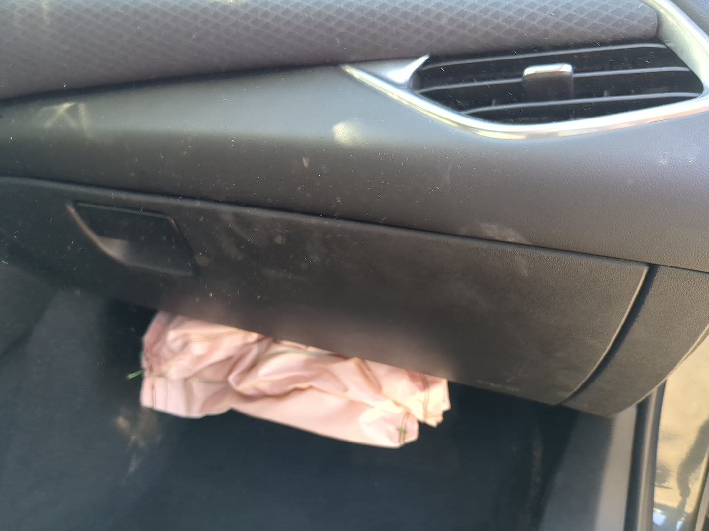 2016 Chevrolet Malibu Passenger Glove Box Door Storage Compartment - Oemusedautoparts1.com