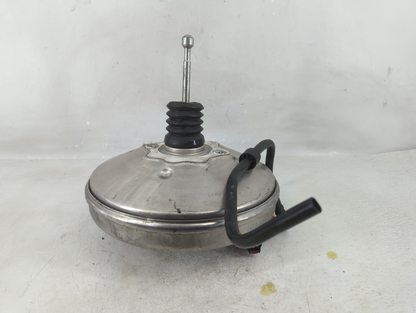 2016-2021 Chevrolet Malibu Power Brake Booster Oem - Oemusedautoparts1.com