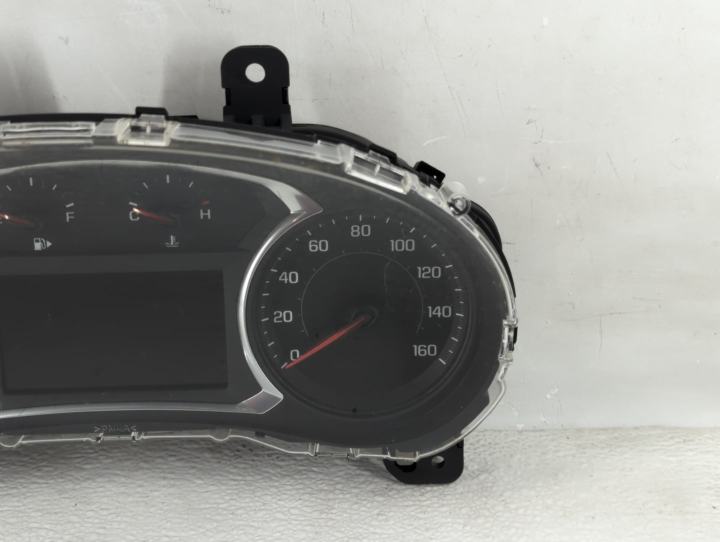 2016 Chevrolet Malibu Instrument Cluster Speedometer Gauges P/N:840316383 Fits OEM Used Auto Parts - Oemusedautoparts1.com