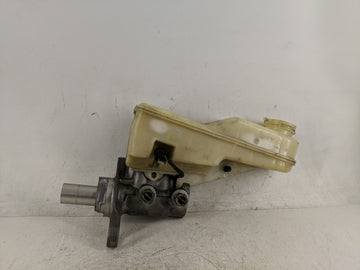2016-2021 Chevrolet Malibu Brake Master Cylinder - Oemusedautoparts1.com