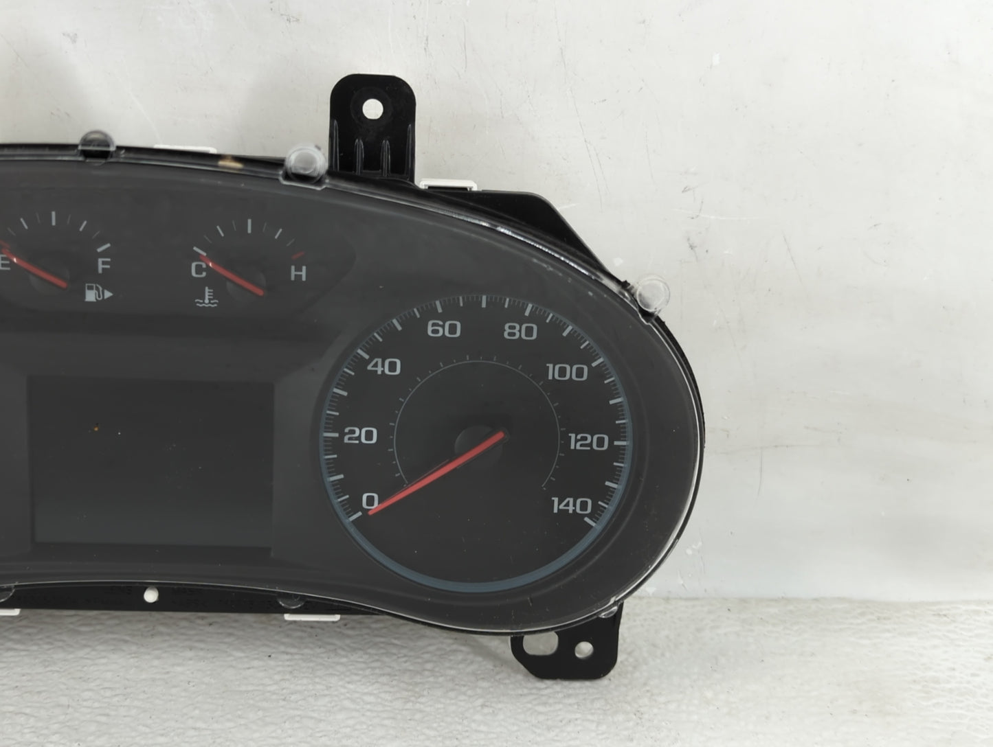 2016 Chevrolet Malibu Instrument Cluster Speedometer Gauges P/N:84057458 Fits OEM Used Auto Parts - Oemusedautoparts1.com
