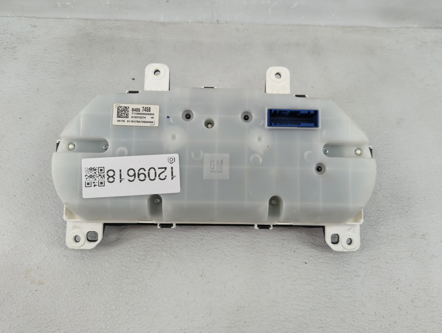 2016 Chevrolet Malibu Instrument Cluster Speedometer Gauges P/N:84057458 Fits OEM Used Auto Parts - Oemusedautoparts1.com