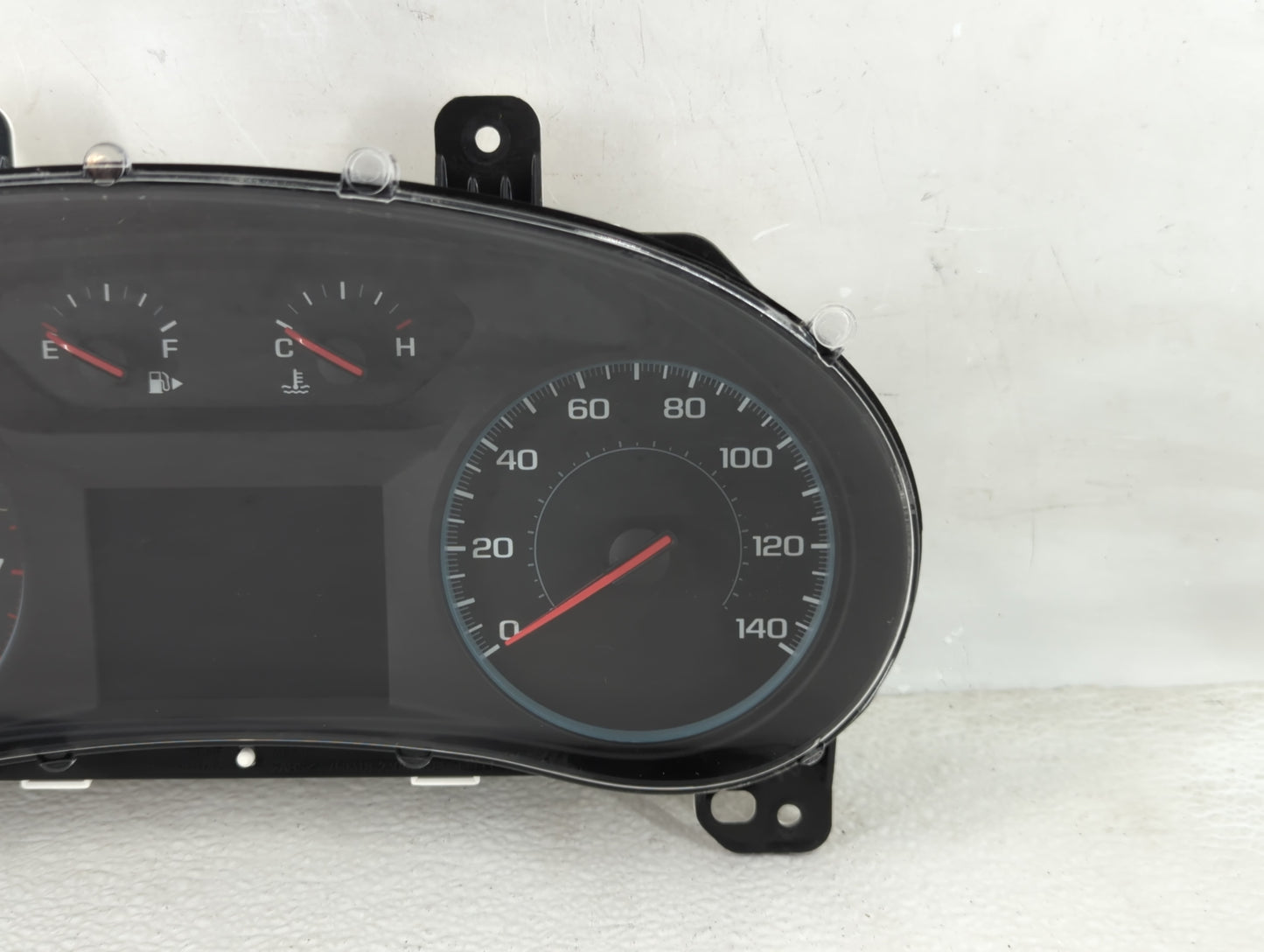 2016 Chevrolet Malibu Instrument Cluster Speedometer Gauges P/N:84057458 Fits OEM Used Auto Parts - Oemusedautoparts1.com