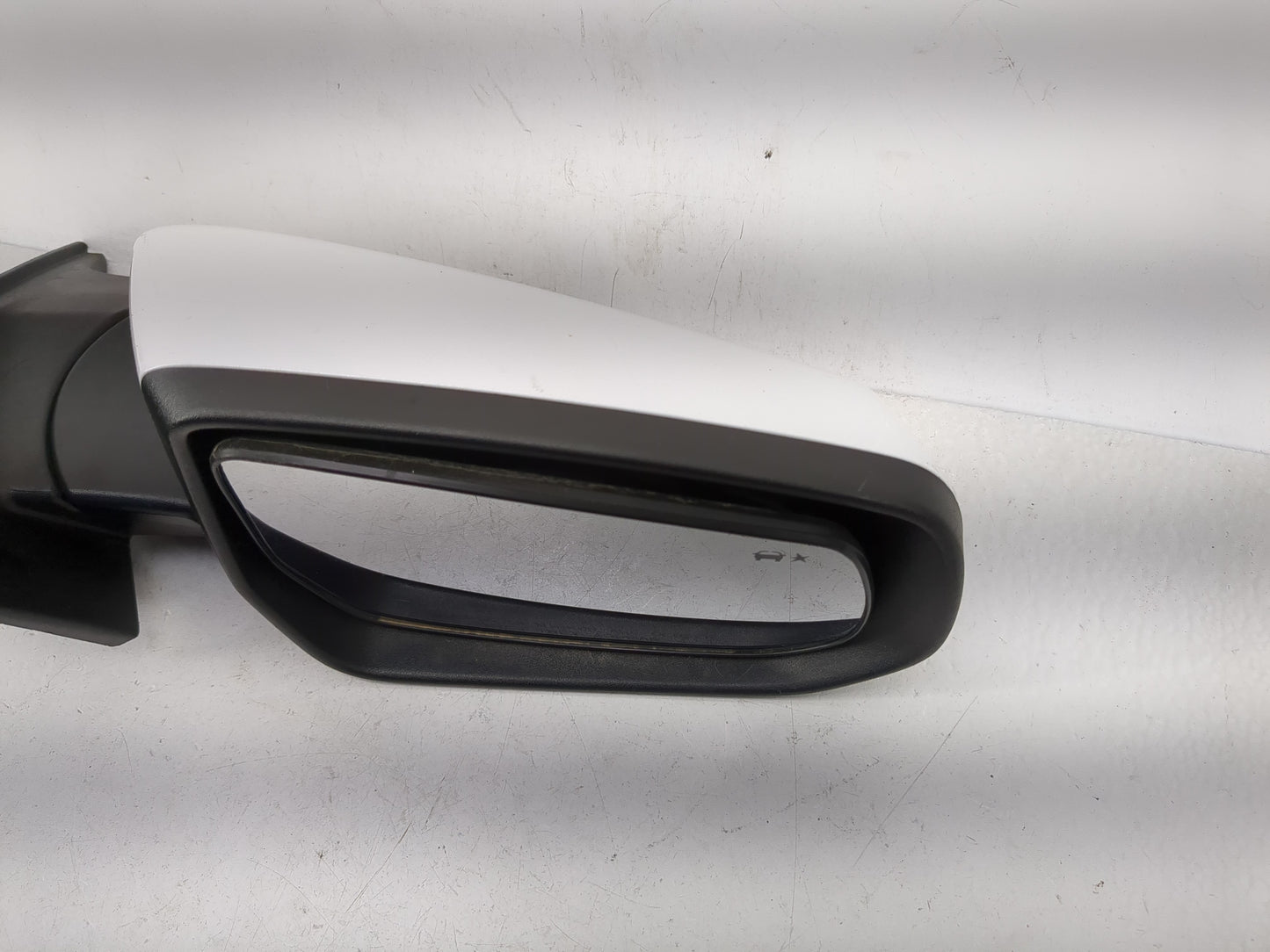 2016-2018 Chevrolet Malibu Side Mirror Replacement Passenger Right View Door Mirror Fits Fits 2016 2017 2018 OEM Used Auto P