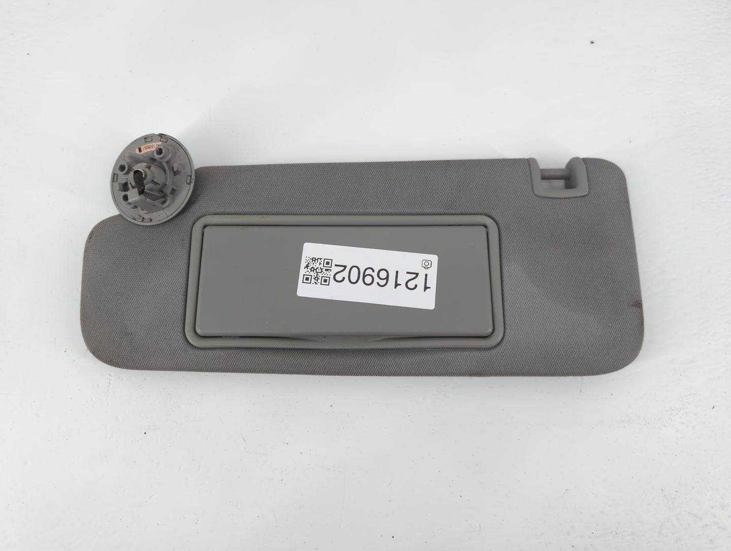 2016 Chevrolet Malibu Sun Visor Shade Replacement Driver Left Mirror Fits OEM Used Auto Parts - Oemusedautoparts1.com