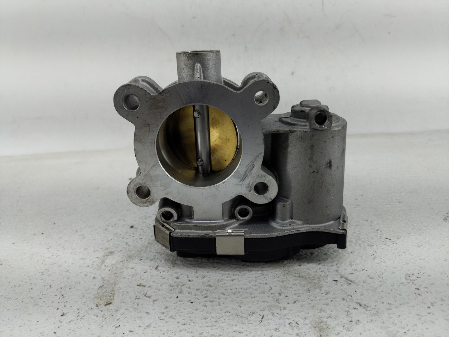 2016-2021 Chevrolet Malibu Throttle Body Fits Fits 2016 2017 2018 2019 2020 2021 2022 OEM Used Auto Parts - Oemusedautoparts