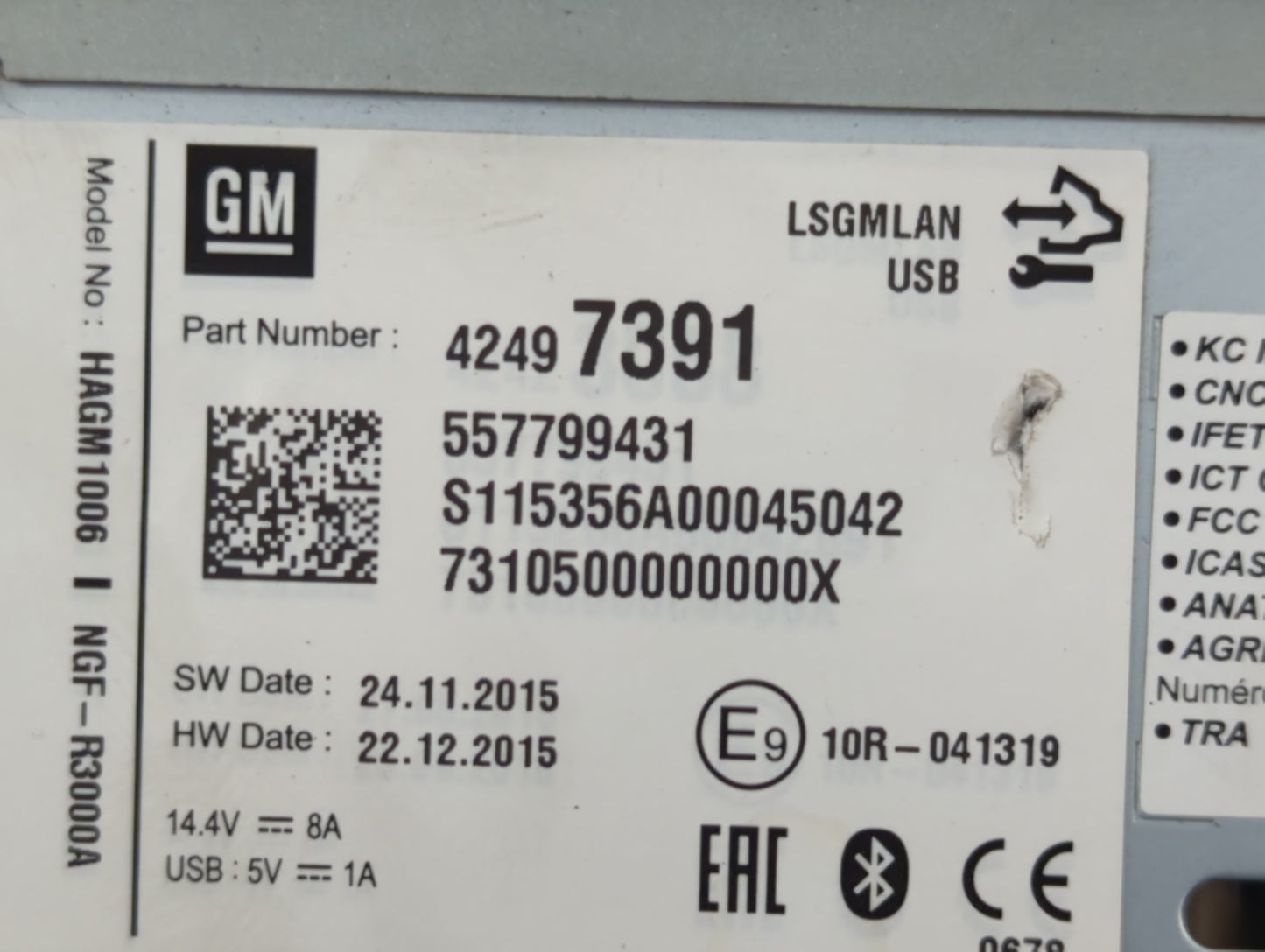 2016 Chevrolet Malibu Radio AM FM Cd Player Receiver Replacement P/N:557799431 42497391 Fits OEM Used Auto Parts - Oemusedau