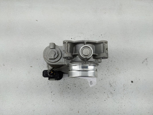 2016-2021 Chevrolet Malibu Throttle Body P/N:1267 1379AA Fits Fits 2016 2017 2018 2019 2020 2021 2022 OEM Used Auto Parts