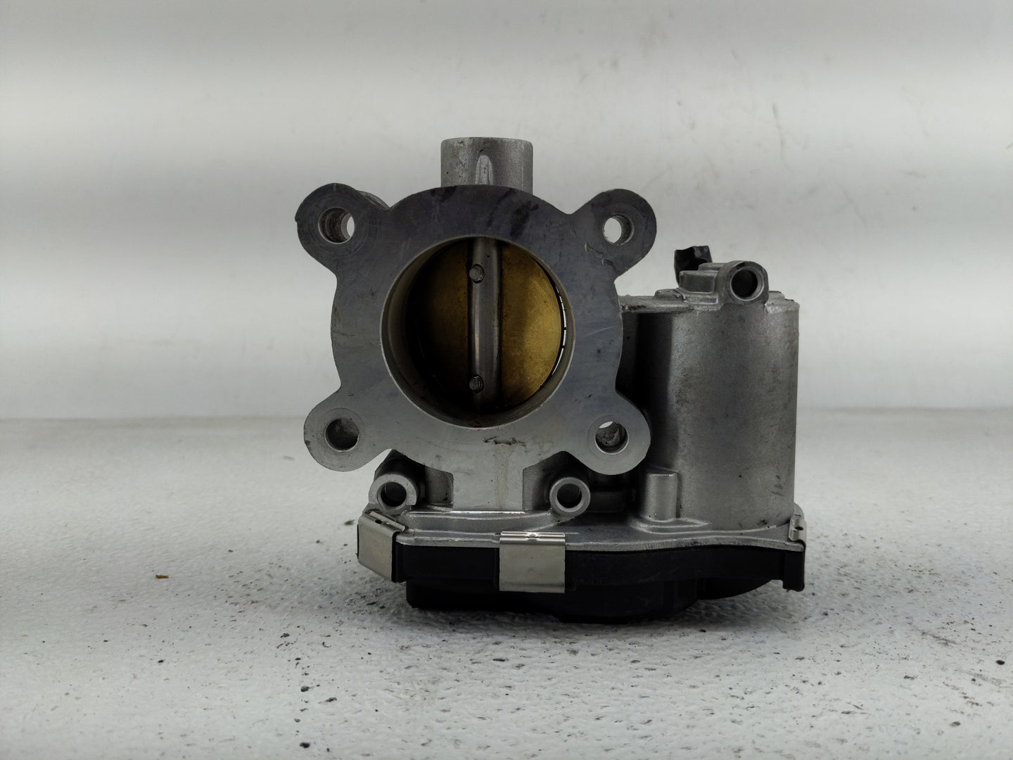 2016-2021 Chevrolet Malibu Throttle Body P/N:1267 1379AA Fits Fits 2016 2017 2018 2019 2020 2021 2022 OEM Used Auto Parts - 