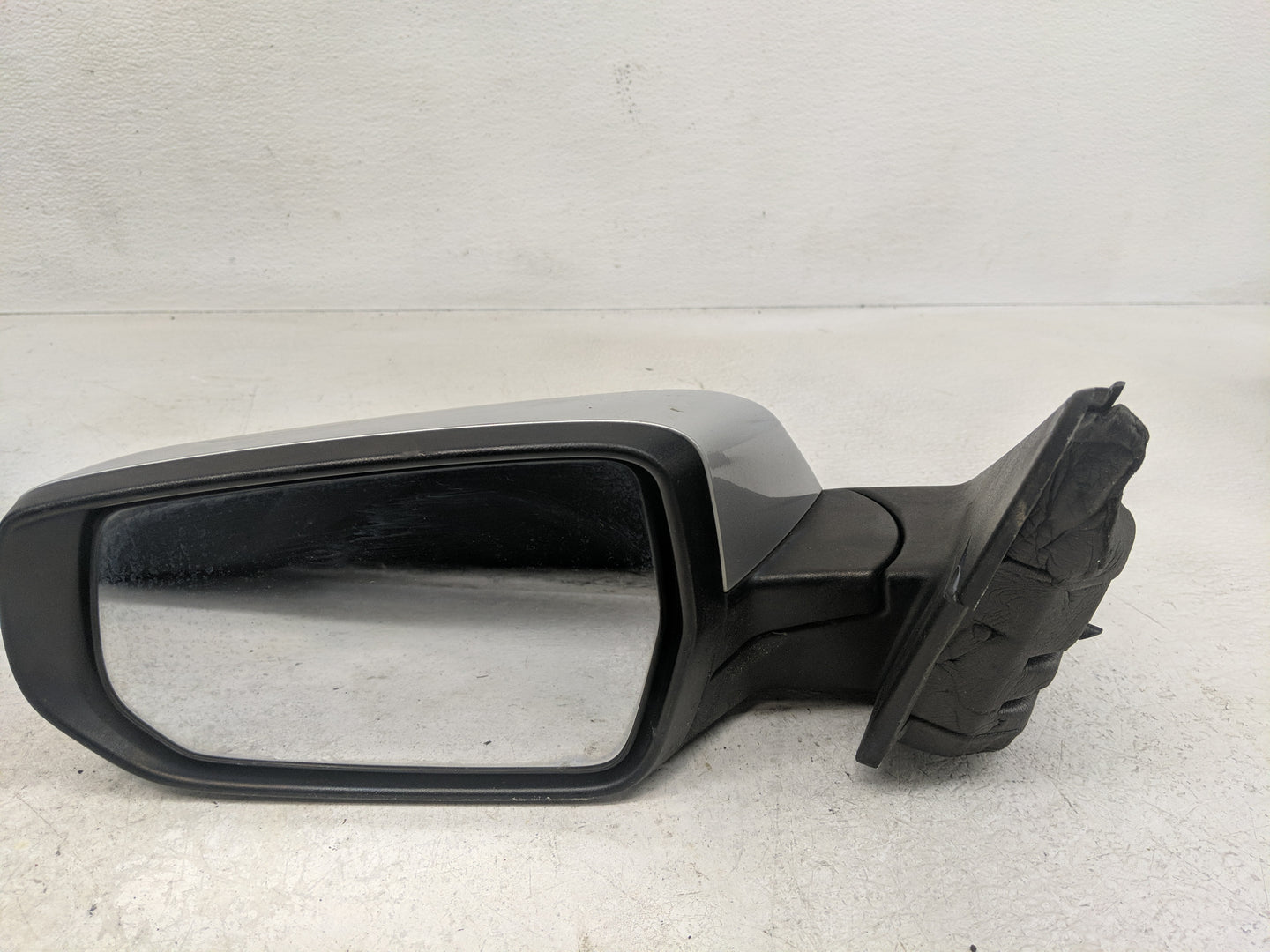 2016-2021 Chevrolet Malibu Side Mirror Replacement Driver Left View Door Mirror P/N:23214676 3095226 Fits OEM Used Auto Part