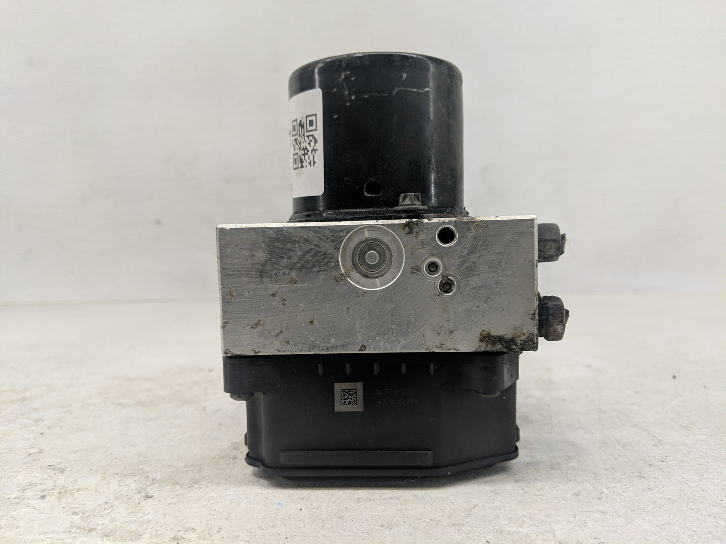 2013-2016 Chevrolet Malibu ABS Pump Control Module Replacement P/N:22863598 Fits Fits 2012 2013 2014 2015 2016 OEM Used Auto