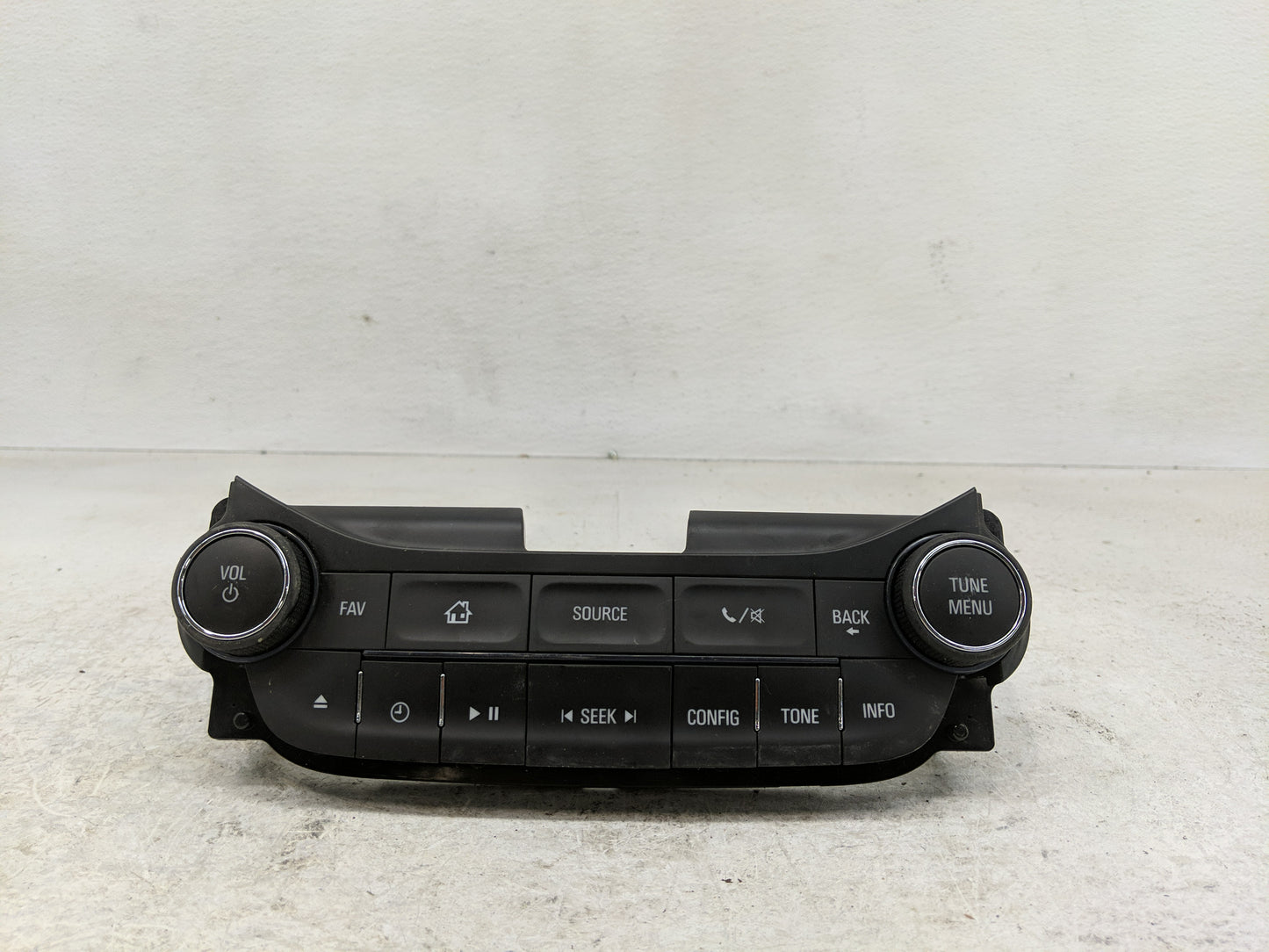2014-2016 Chevrolet Malibu Radio Control Panel - Oemusedautoparts1.com