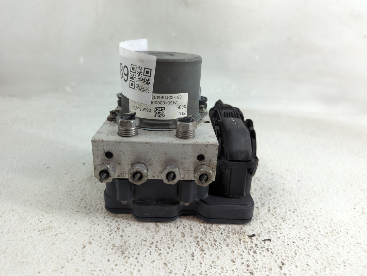 2016 Chevrolet Malibu ABS Pump Control Module Replacement P/N:23410405 Fits OEM Used Auto Parts - Oemusedautoparts1.com