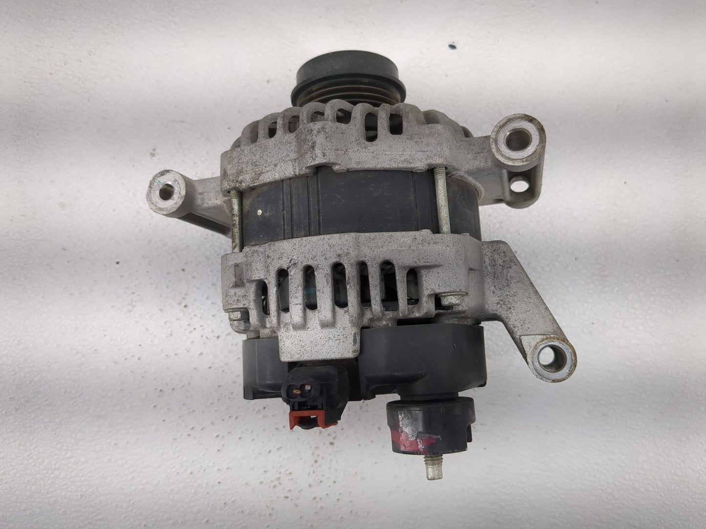 2016-2018 Chevrolet Malibu Alternator Replacement Generator Charging Assembly Engine OEM P/N:A005TV0181ZC 13506528 Fits OEM 