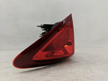 2016 Chevrolet Malibu Passenger Right Side Deck Lid Mounted Tail Light