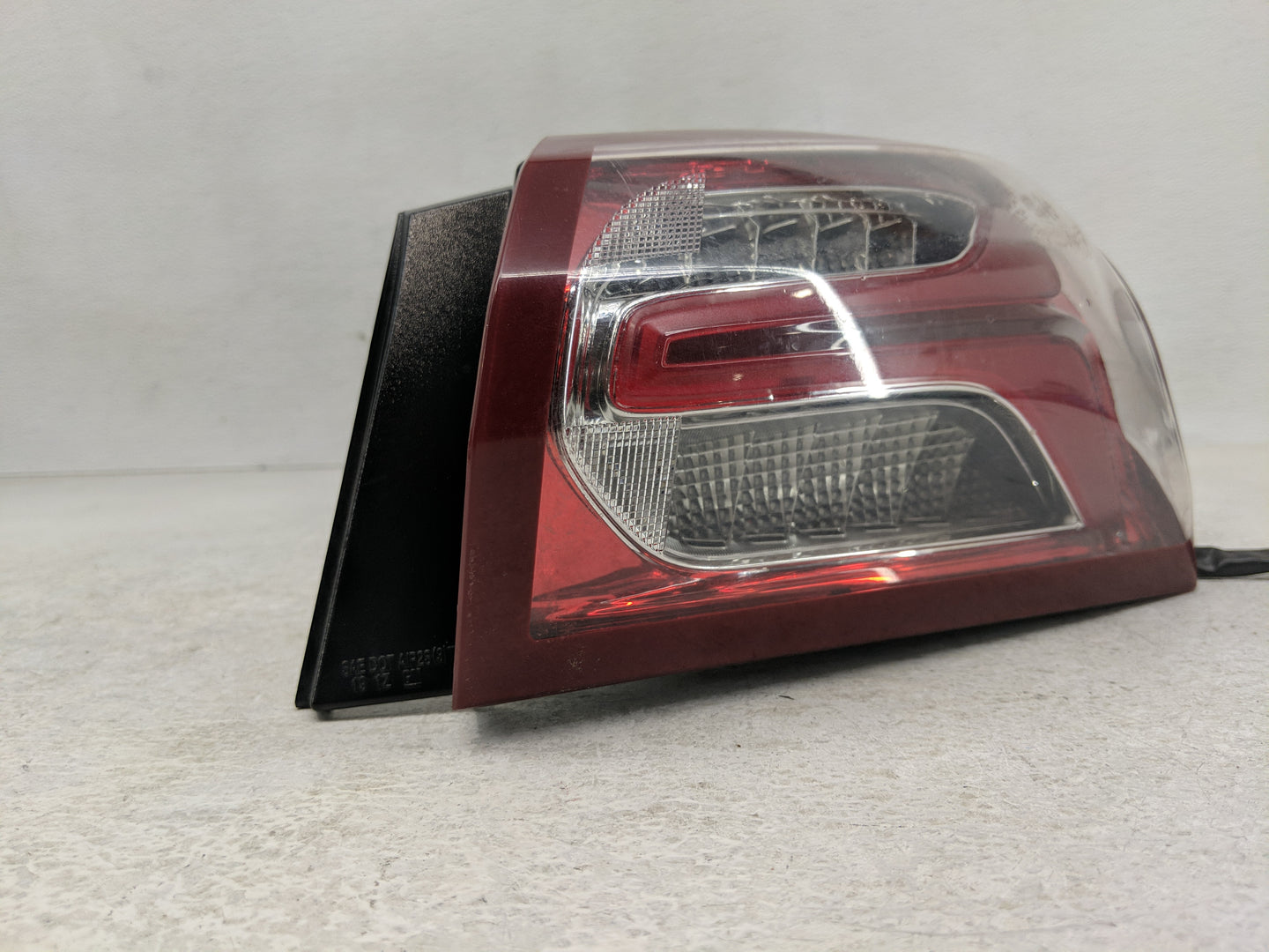 2016-2021 Chevrolet Malibu Tail Light Assembly Passenger Right OEM Fits Fits 2016 2017 2018 2019 2020 2021 OEM Used Auto Par