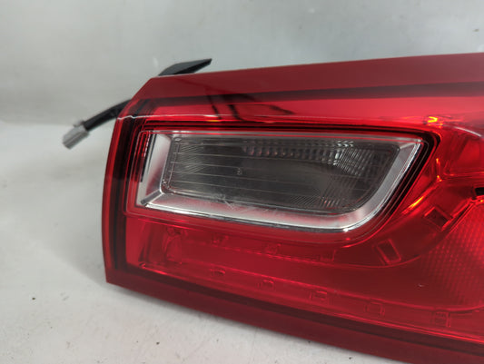 2016-2021 Chevrolet Malibu Tail Light Assembly Passenger Right OEM P/N:84059909 Fits Fits 2016 2017 2018 2019 2020 2021 OEM Used Auto Parts