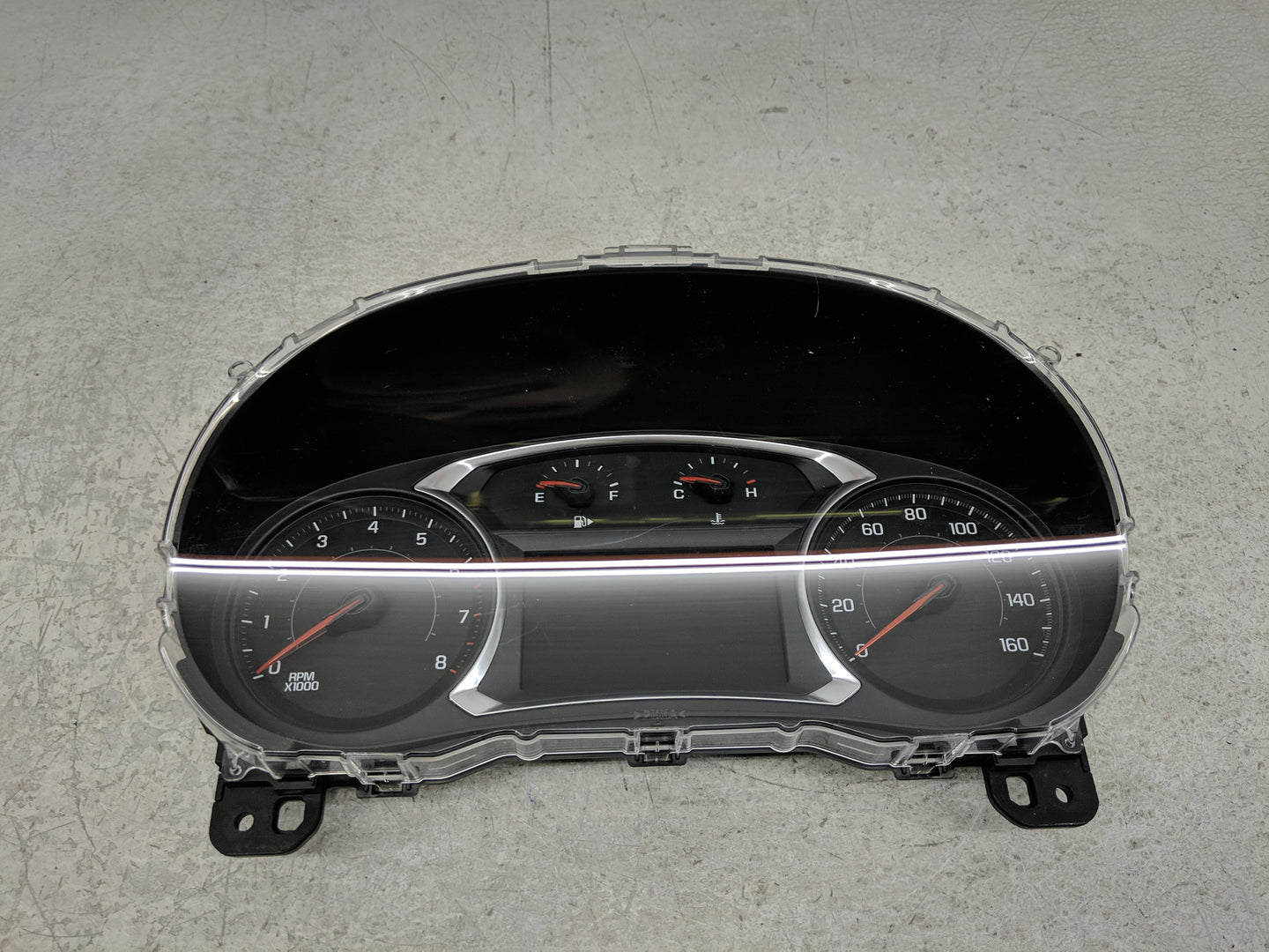 2016 Chevrolet Malibu Instrument Cluster Speedometer Gauges P/N:GM-0047-001 175597137, 84031634 Fits OEM Used Auto Parts - O