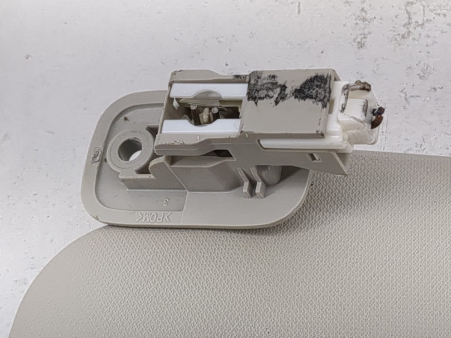 2016 Chevrolet Malibu Sun Visor Shade Replacement Passenger Right Mirror Fits OEM Used Auto Parts - Oemusedautoparts1.com