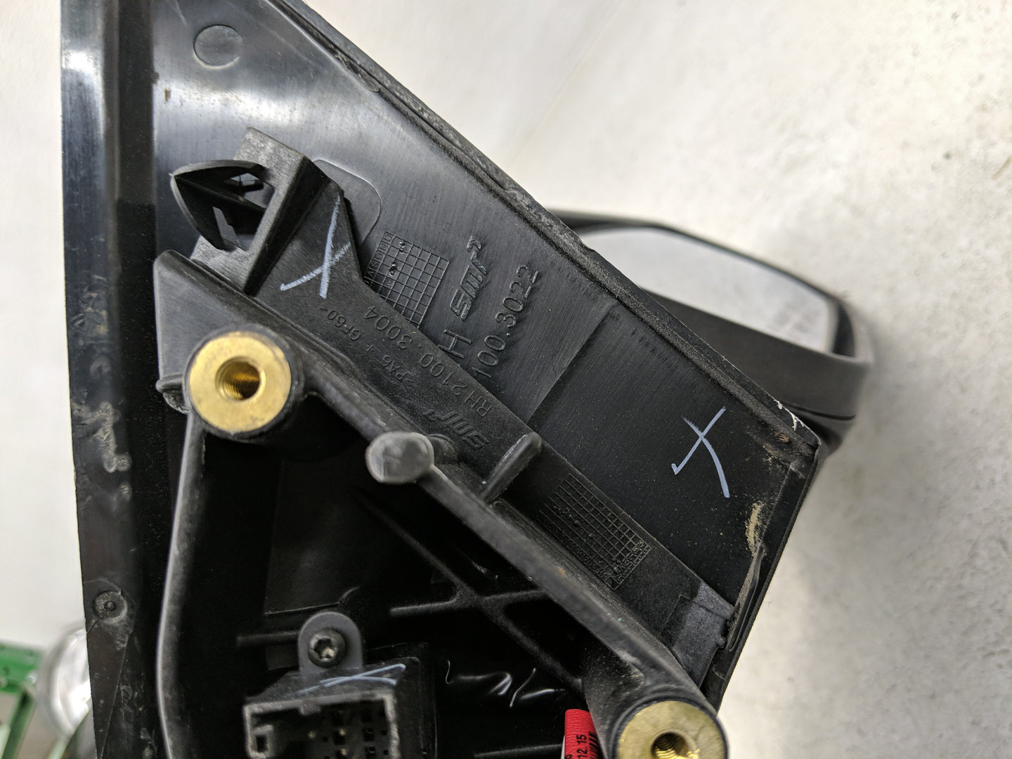 2016-2018 Chevrolet Malibu Passenger Side View Mirror - Right Door Mirror OEM Used - Oemusedautoparts1.com