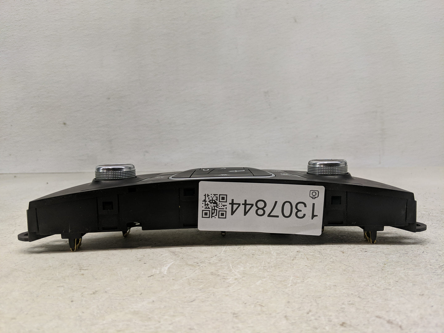 2016-2017 Chevrolet Malibu Climate Control Module Temperature AC/Heater Replacement P/N:000235226 84178406 Fits Fits 2016 20