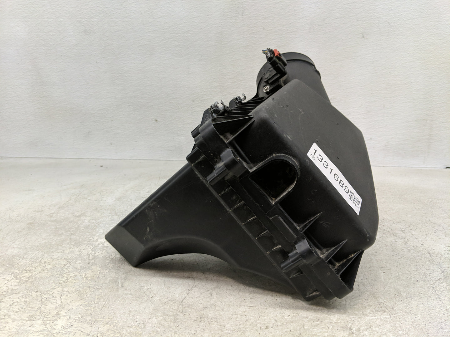 2016-2021 Chevrolet Malibu Air Cleaner Intake-duct Hose Tube - Oemusedautoparts1.com