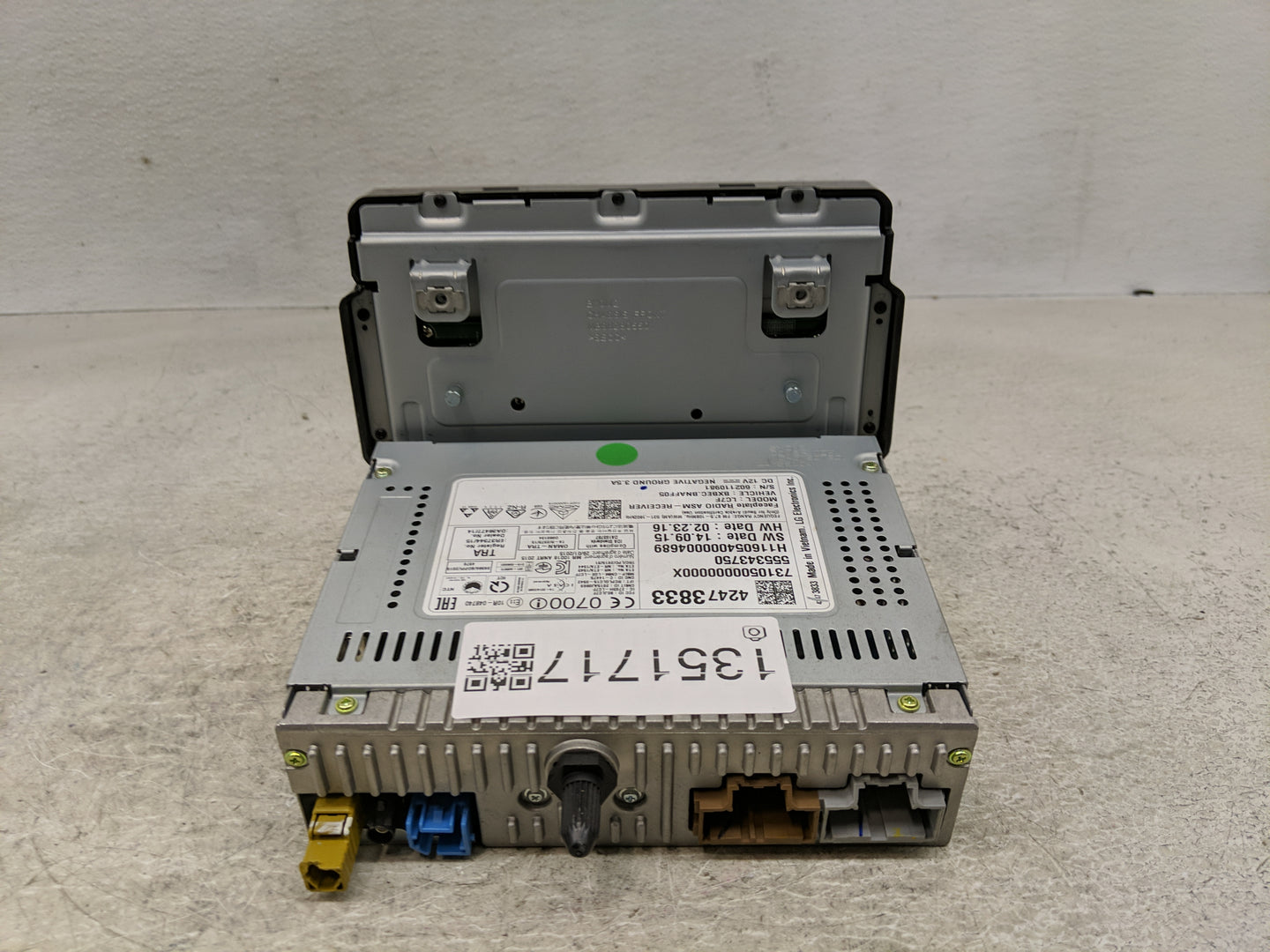 2016 Chevrolet Malibu Radio AM FM Cd Player Receiver Replacement P/N:42473833 Fits OEM Used Auto Parts - Oemusedautoparts1.c