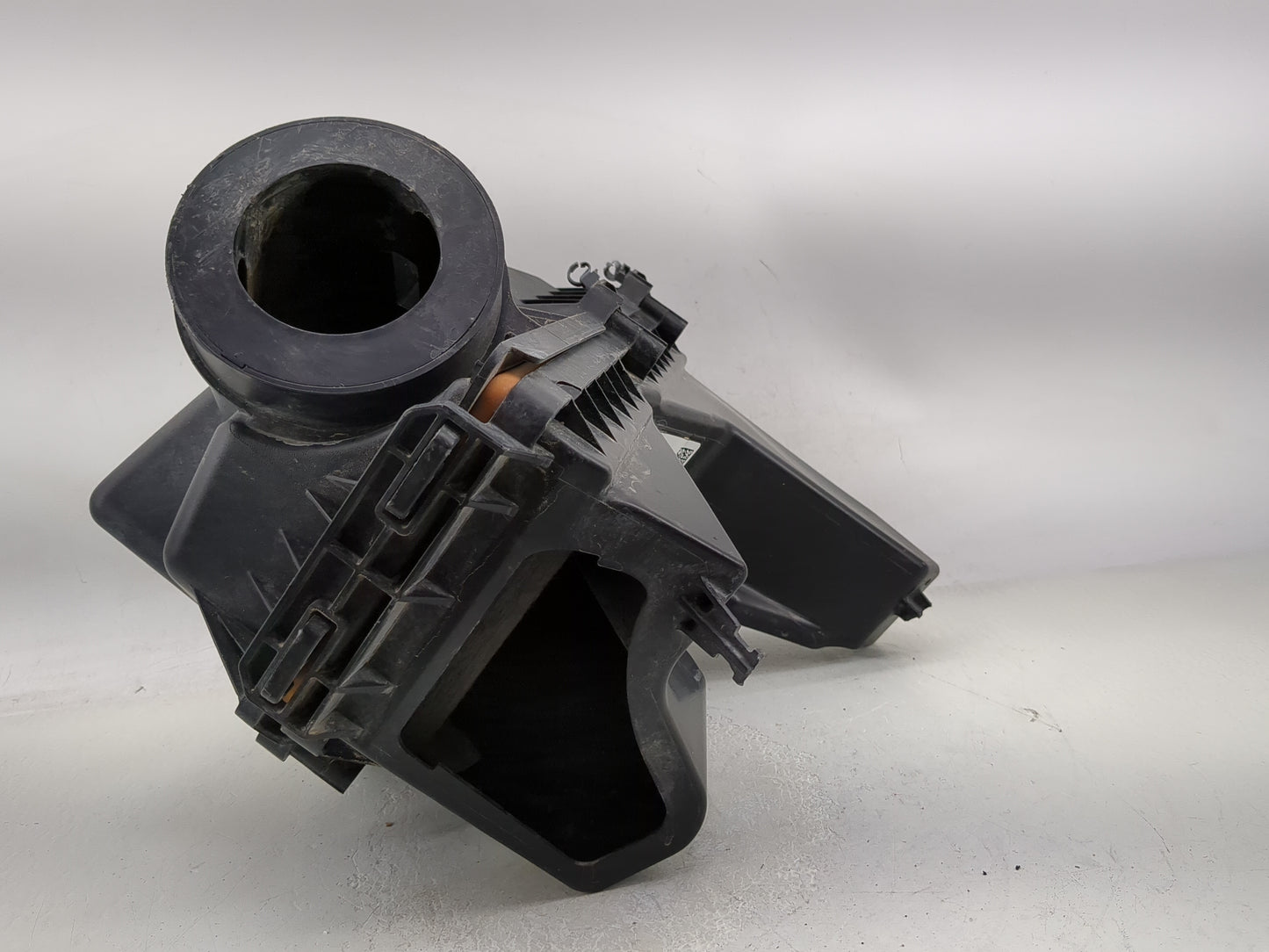 2016-2021 Chevrolet Malibu Air Cleaner Intake-duct Hose Tube - Oemusedautoparts1.com