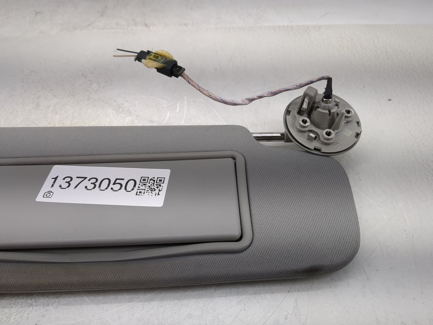 2016-2021 Chevrolet Malibu Sun Visor Shade Replacement Passenger Right Mirror Fits Fits 2016 2017 2018 2019 2020 2021 OEM Us