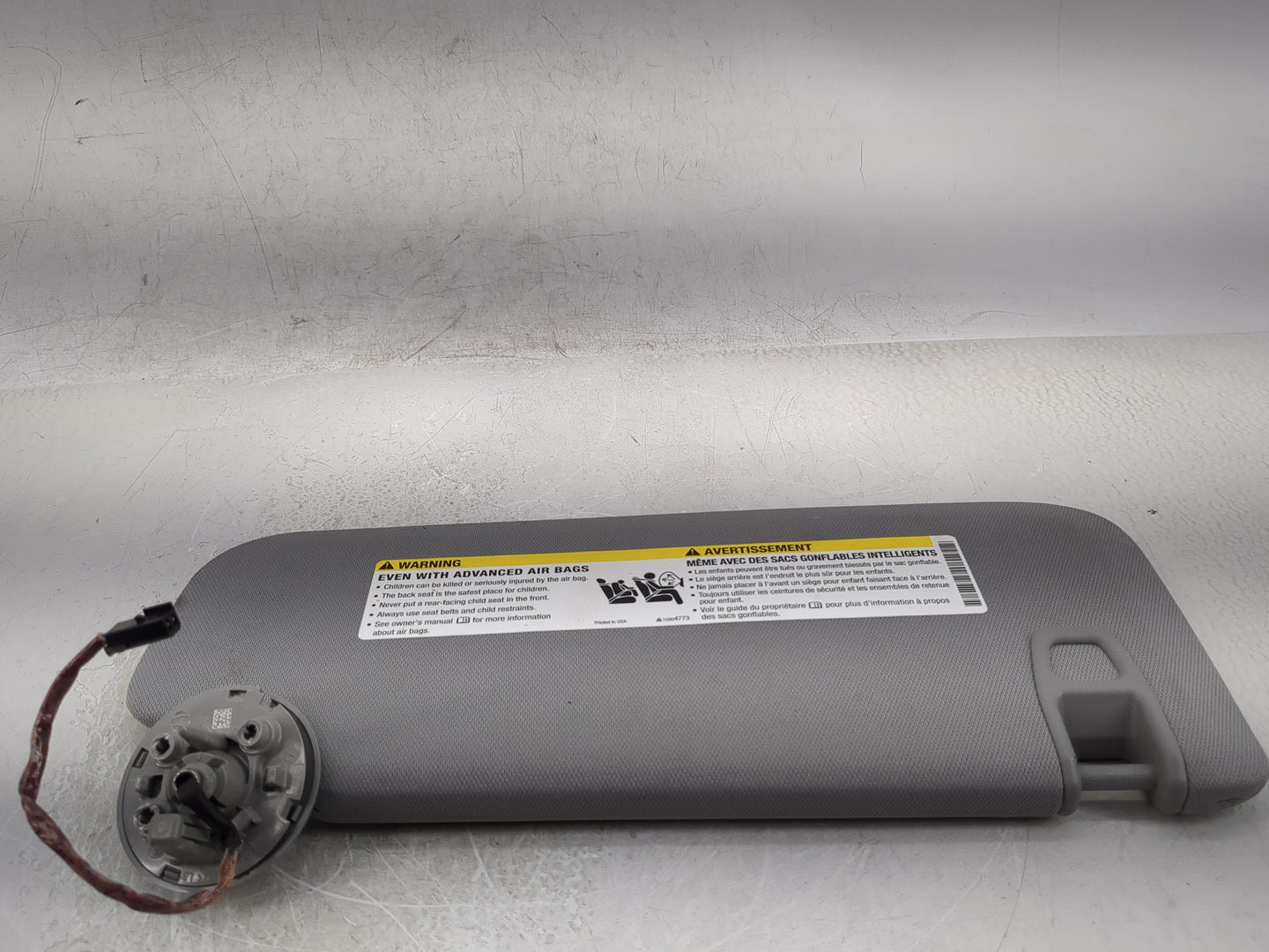 2016-2021 Chevrolet Malibu Sun Visor Shade Replacement Driver Left Mirror Fits Fits 2016 2017 2018 2019 2020 2021 OEM Used A
