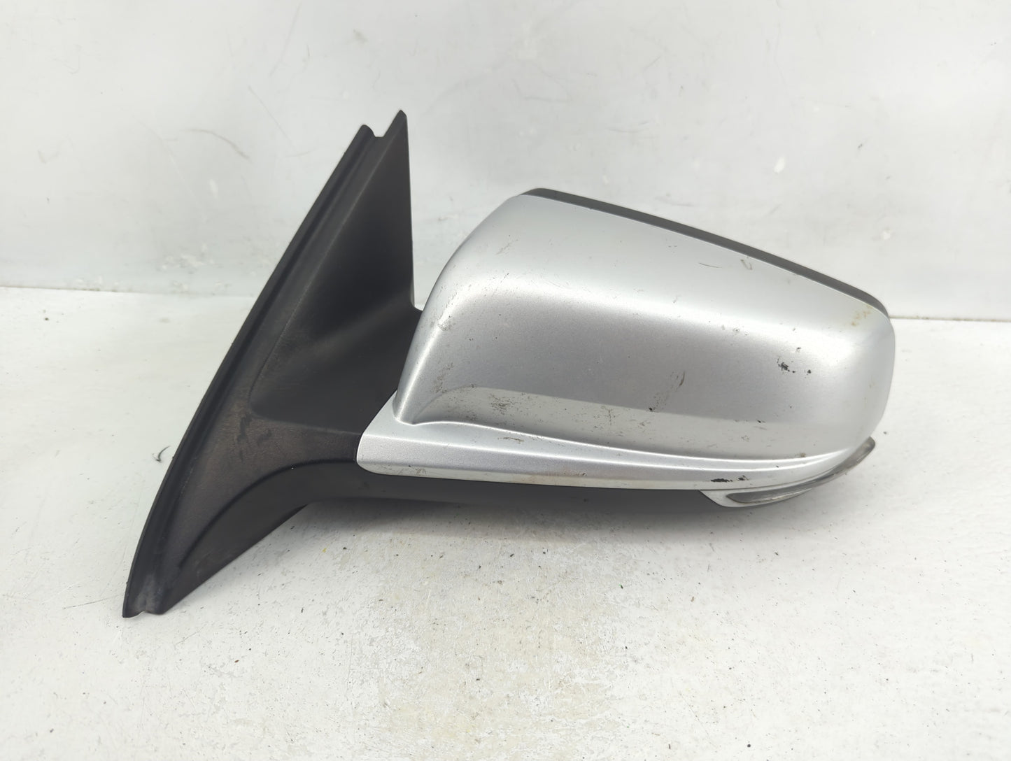 2014-2016 Chevrolet Malibu Driver Side View Mirror - Left Door Mirror OEM Used - Oemusedautoparts1.com
