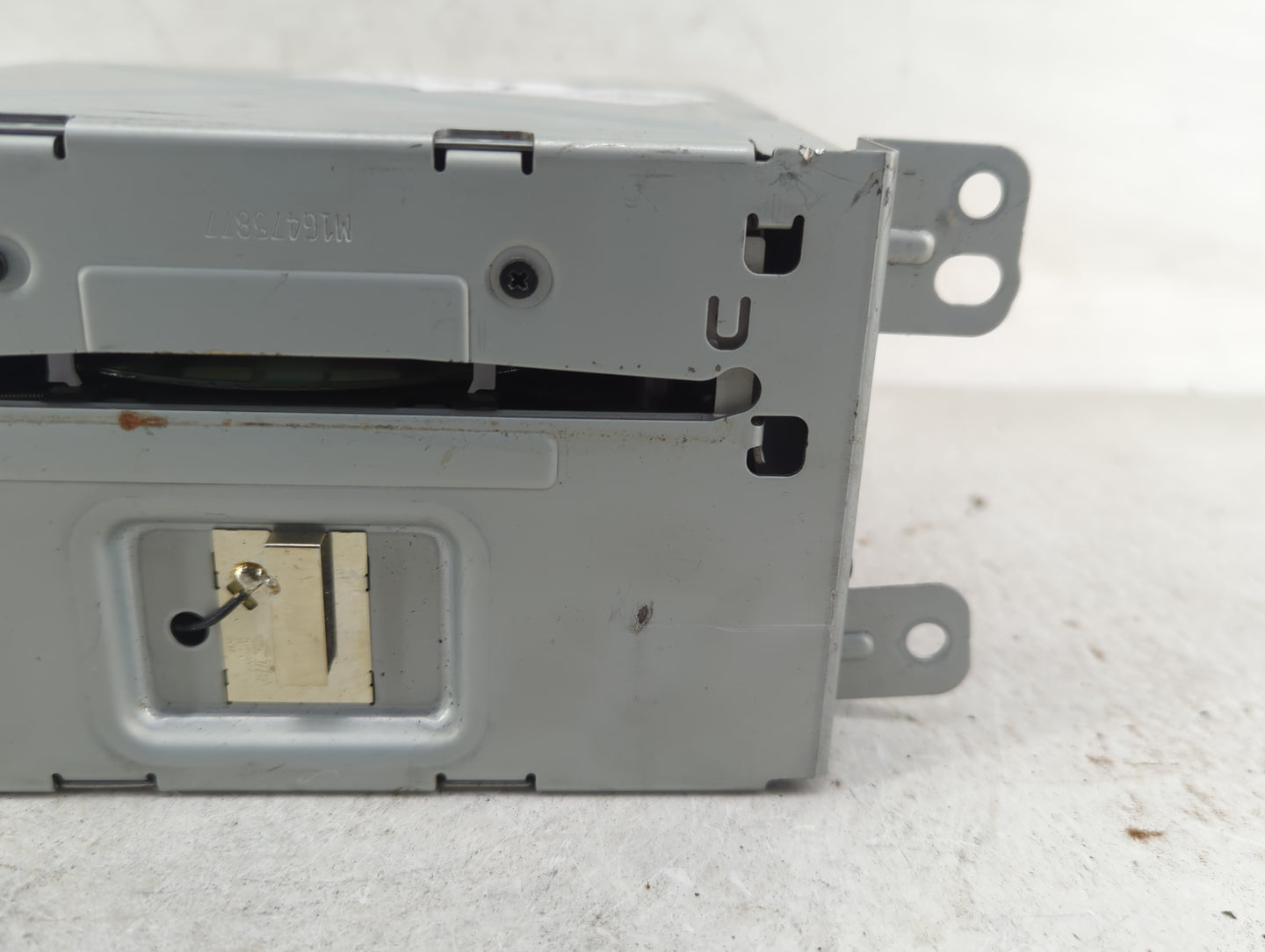 2016 Chevrolet Malibu Radio AM FM Cd Player Receiver Replacement P/N:23284461 Fits OEM Used Auto Parts - Oemusedautoparts1.c