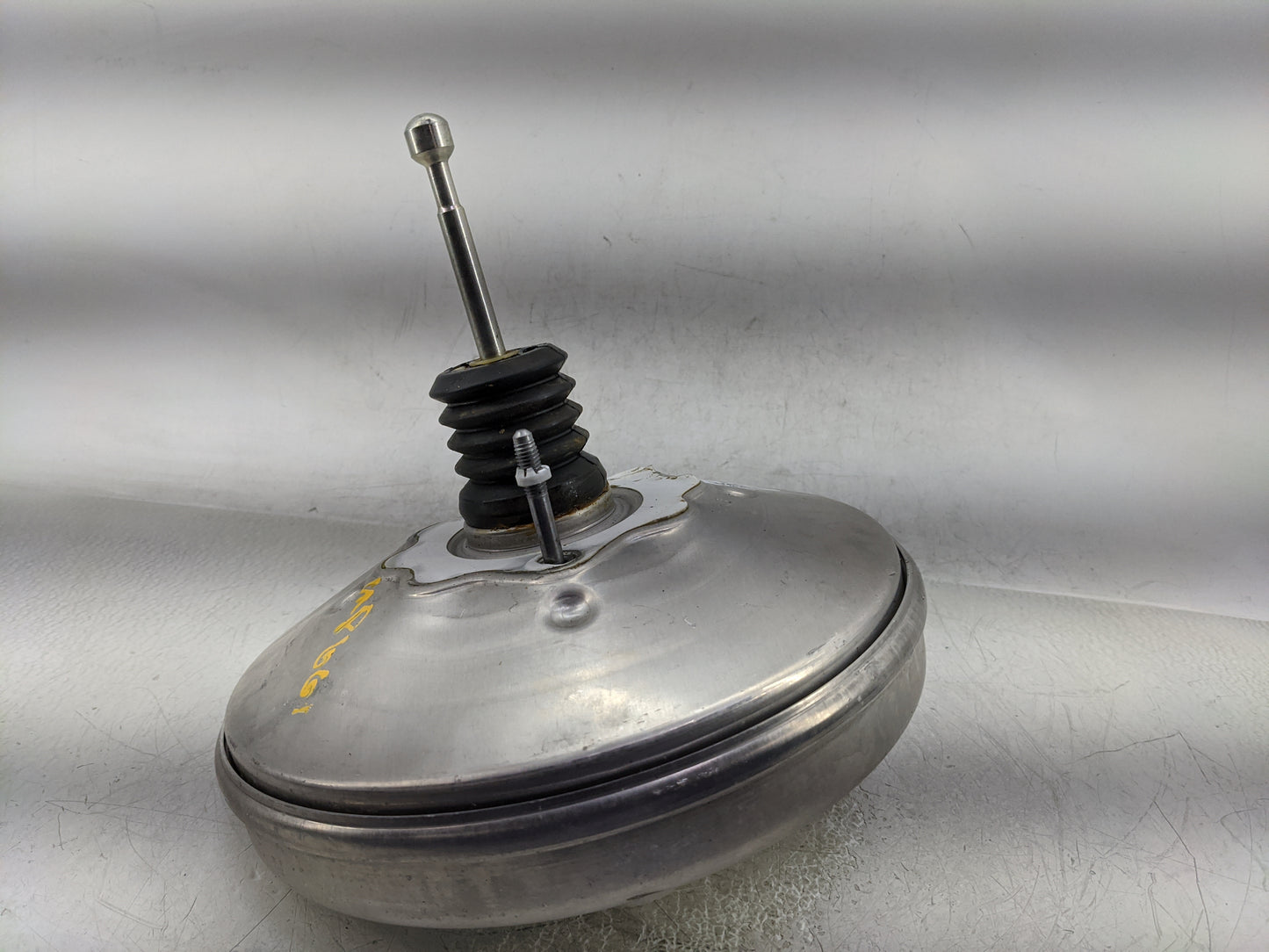 2016-2021 Chevrolet Malibu Power Brake Booster Oem - Oemusedautoparts1.com