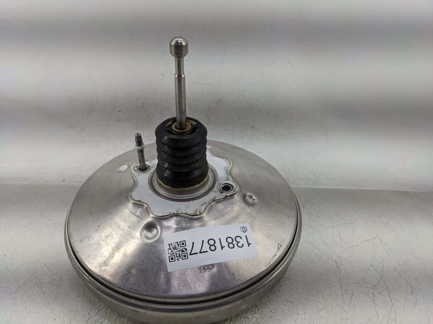 2016-2021 Chevrolet Malibu Power Brake Booster Oem 1381877 - Oemusedautoparts1.com