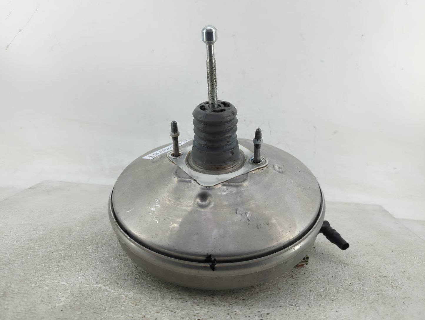 2016-2021 Chevrolet Malibu Power Brake Booster Oem 1382916 - Oemusedautoparts1.com