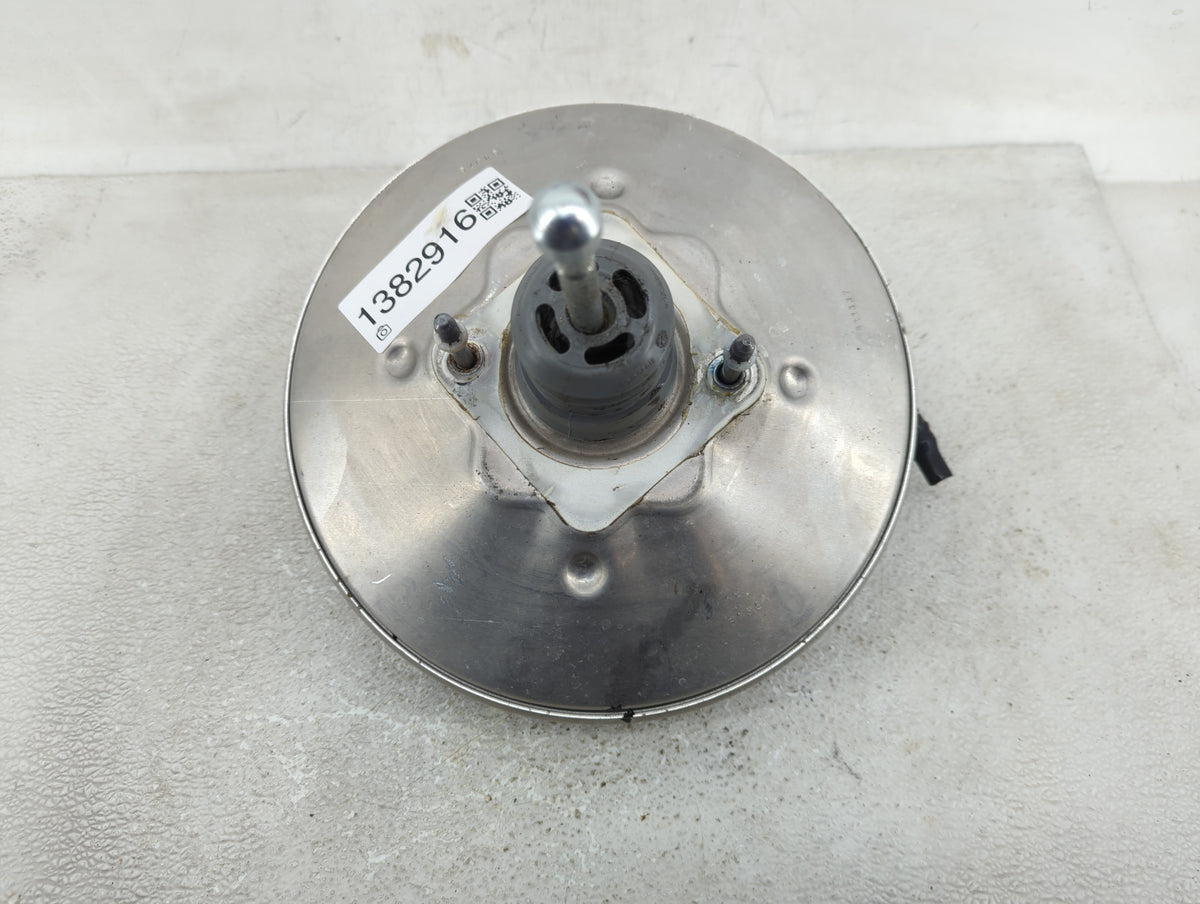 2016-2021 Chevrolet Malibu Power Brake Booster Oem 1382916 - Oemusedautoparts1.com