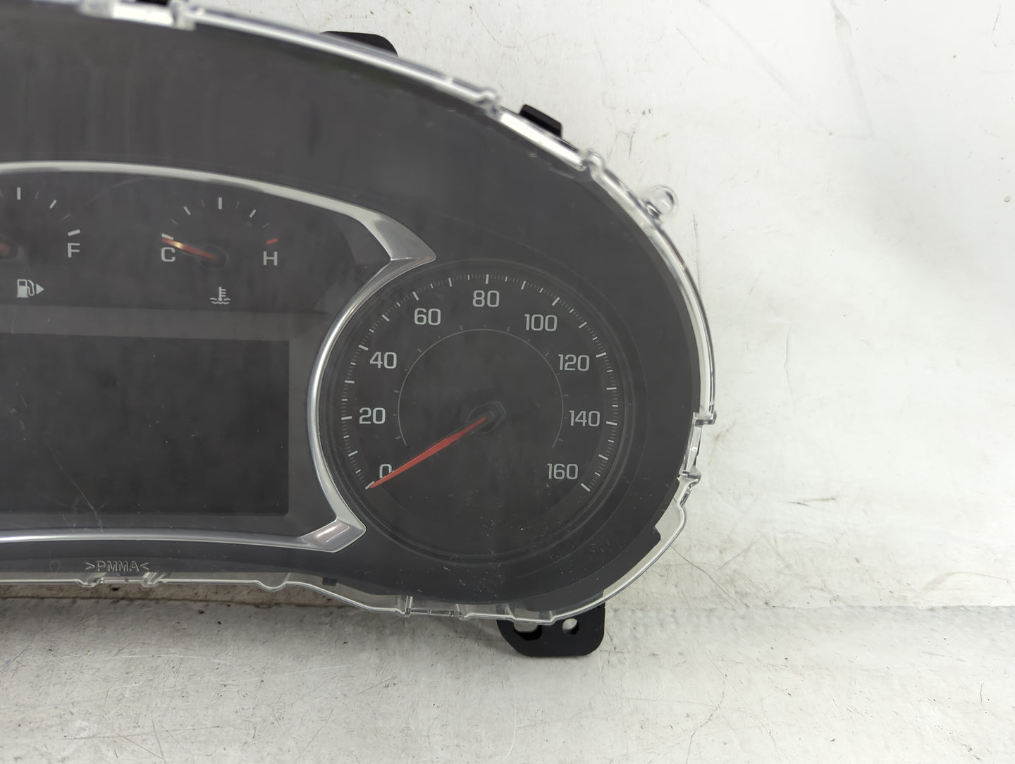 2016 Chevrolet Malibu Instrument Cluster Speedometer Gauges P/N:84105432 Fits OEM Used Auto Parts - Oemusedautoparts1.com