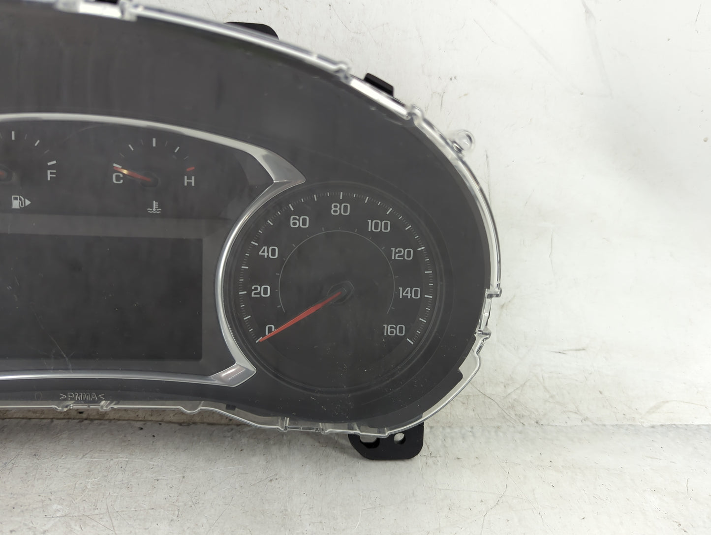 2016 Chevrolet Malibu Instrument Cluster Speedometer Gauges P/N:84105432 Fits OEM Used Auto Parts - Oemusedautoparts1.com