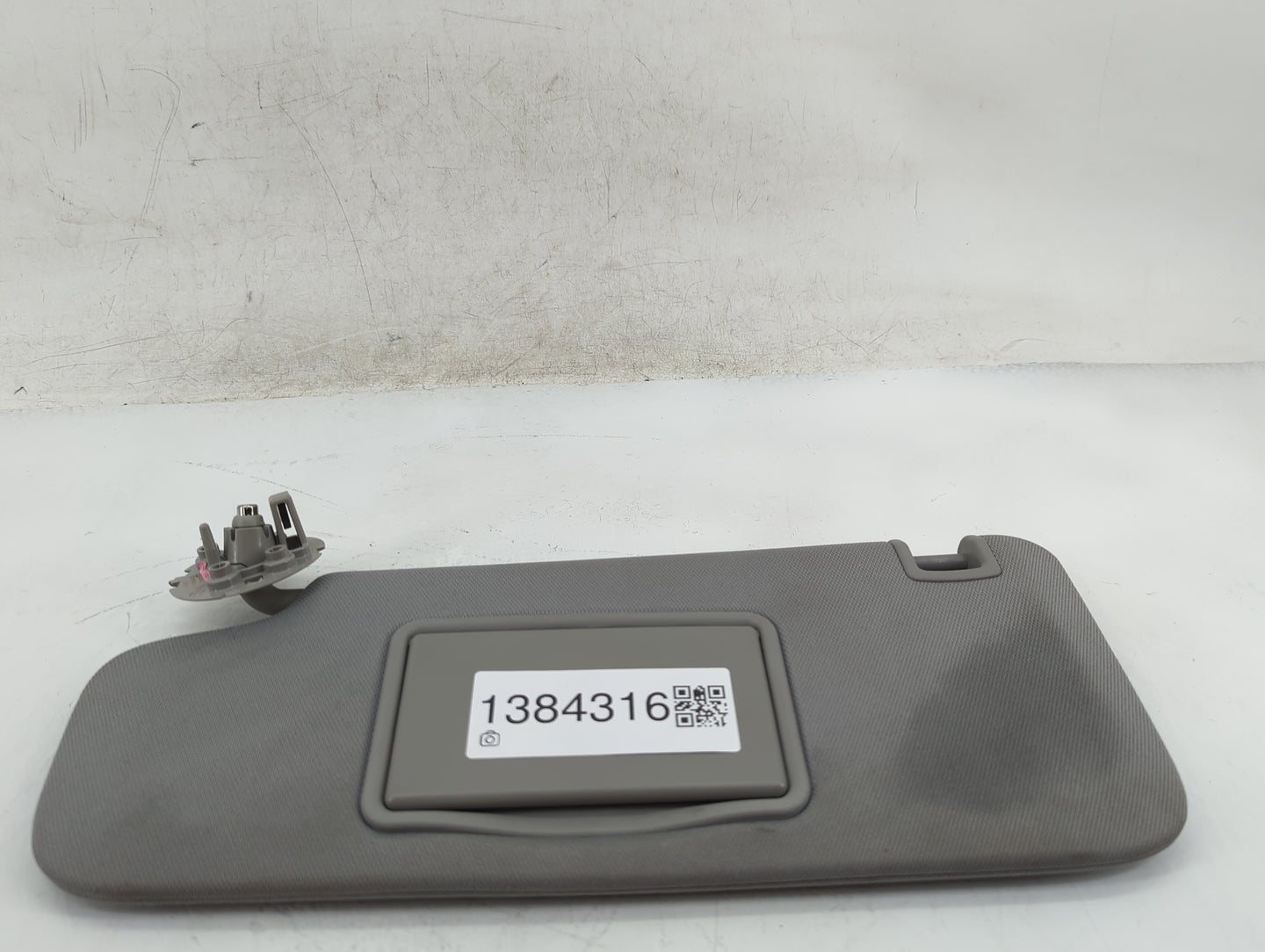 2016-2021 Chevrolet Malibu Sun Visor Shade Replacement Driver Left Mirror Fits Fits 2016 2017 2018 2019 2020 2021 OEM Used A