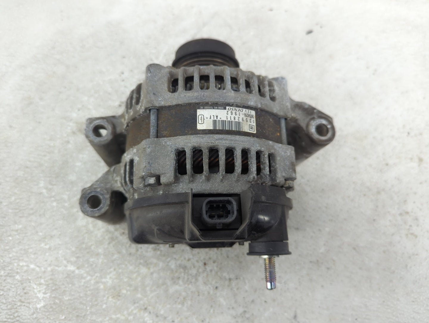 2013-2021 Chevrolet Malibu Alternator Replacement Generator Charging Assembly Engine OEM P/N:TN104210-1962 13592811 Fits OEM