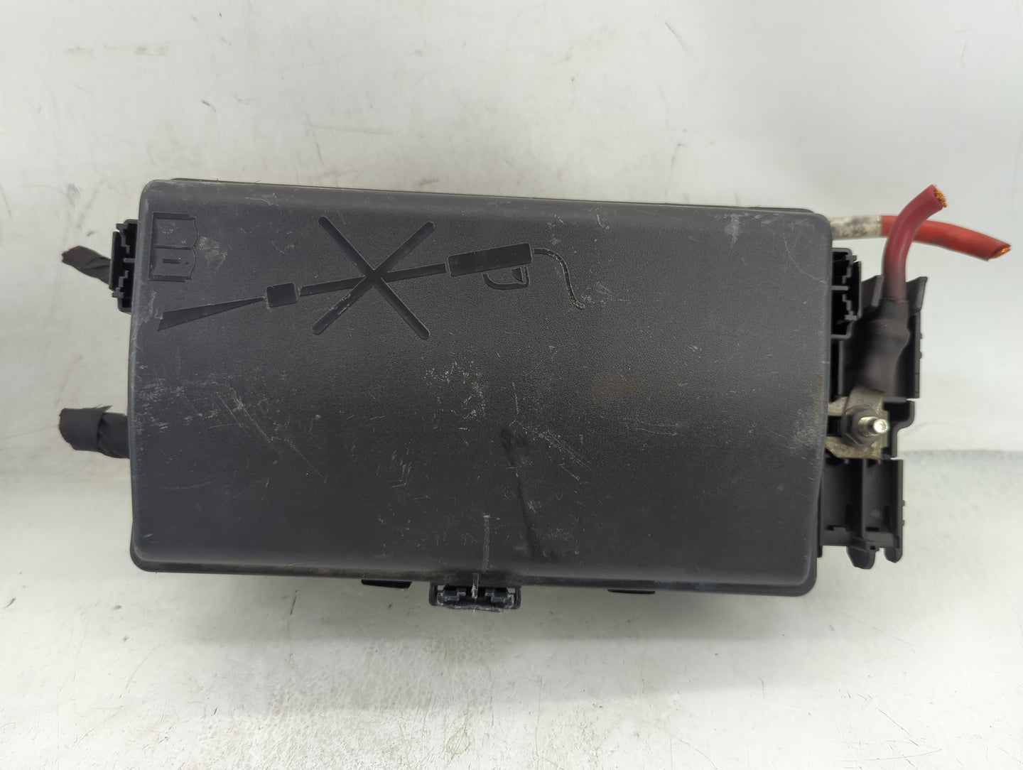 2014-2016 Chevrolet Malibu Fusebox Fuse Box Panel Relay Module P/N:13272072 Fits Fits 2014 2015 2016 OEM Used Auto Parts - O