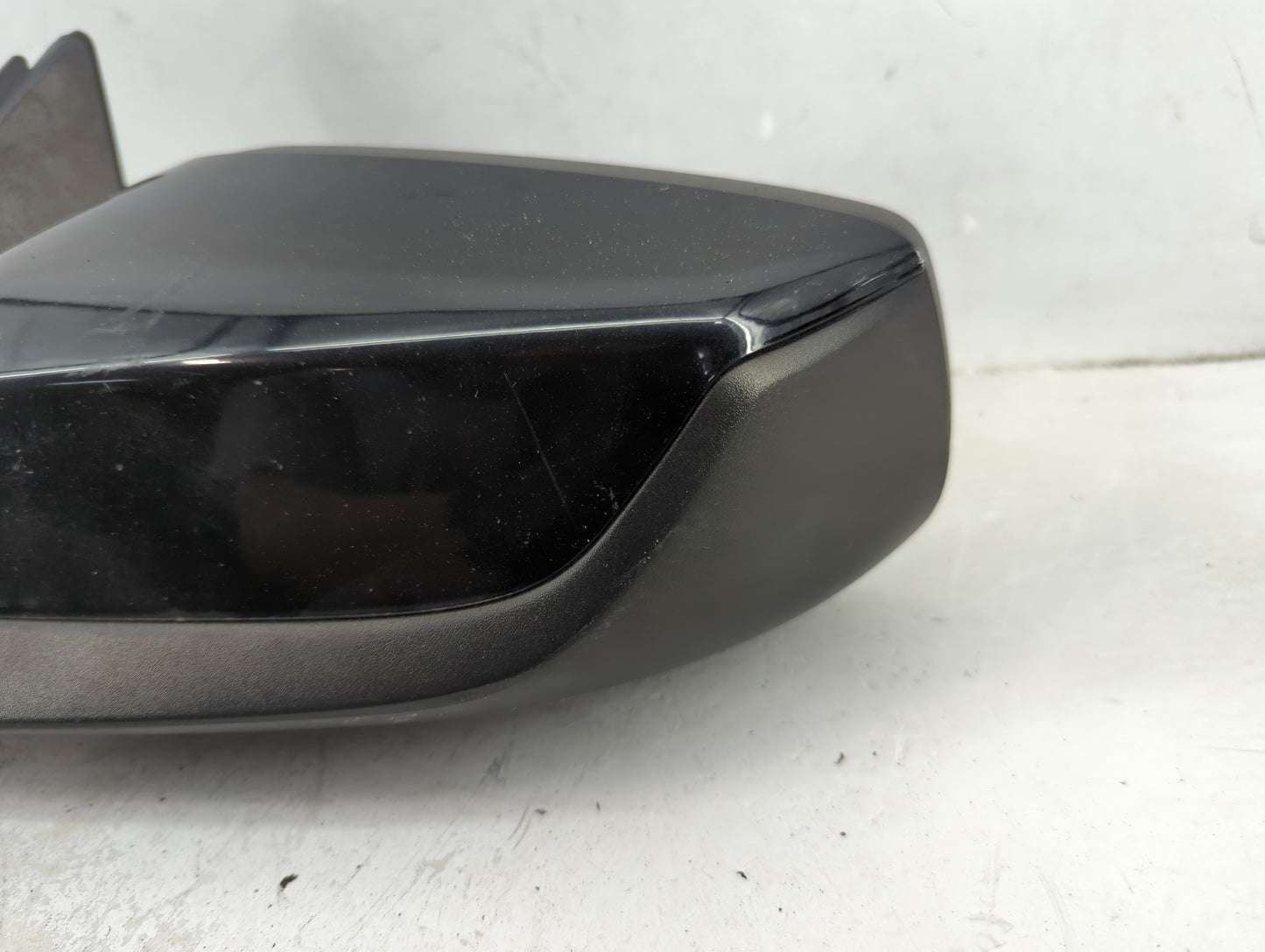 2016-2021 Chevrolet Malibu Driver Side View Mirror - Left Door Mirror OEM Used - Oemusedautoparts1.com