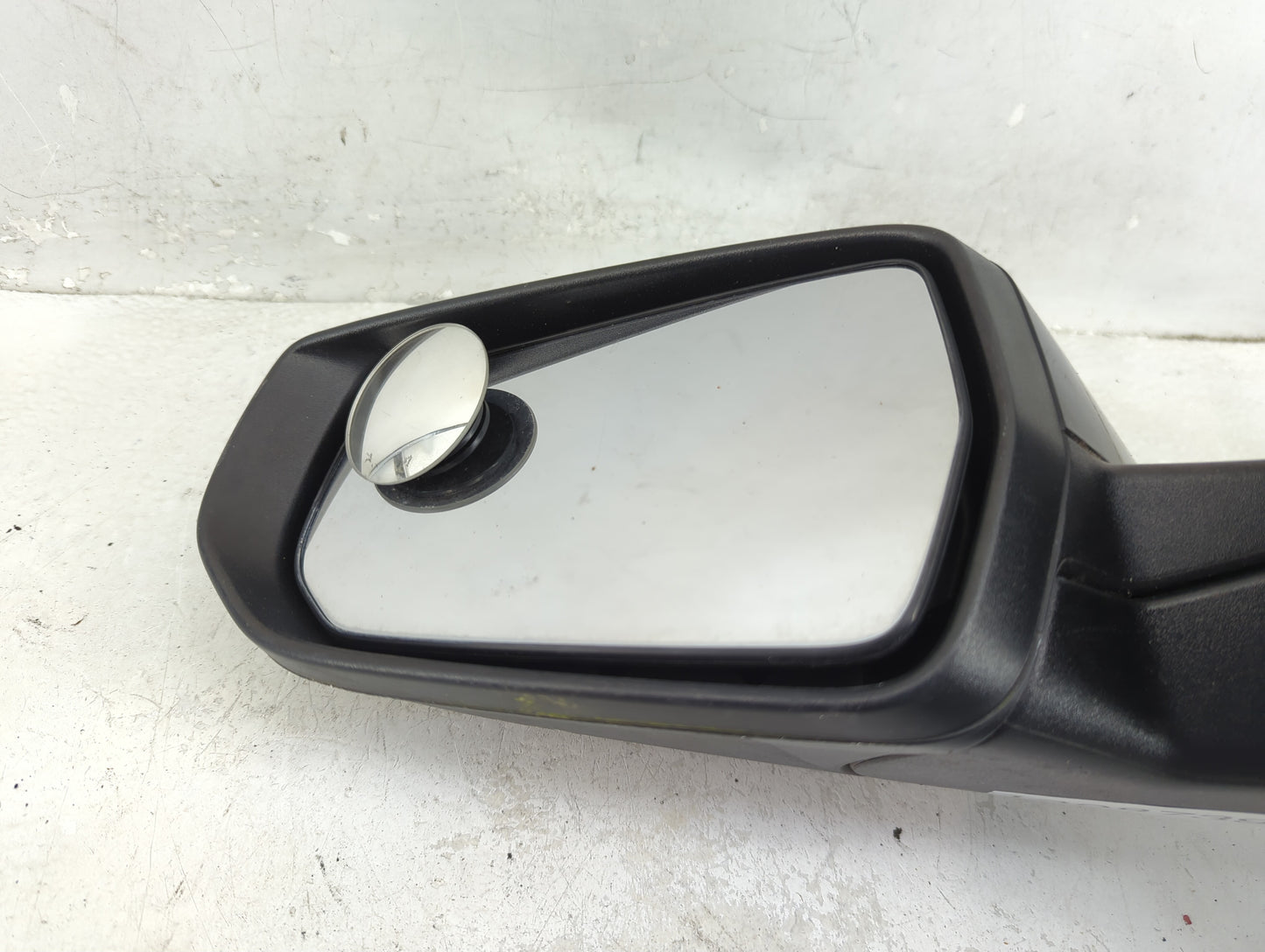 2016-2021 Chevrolet Malibu Driver Side View Mirror - Left Door Mirror OEM Used - Oemusedautoparts1.com