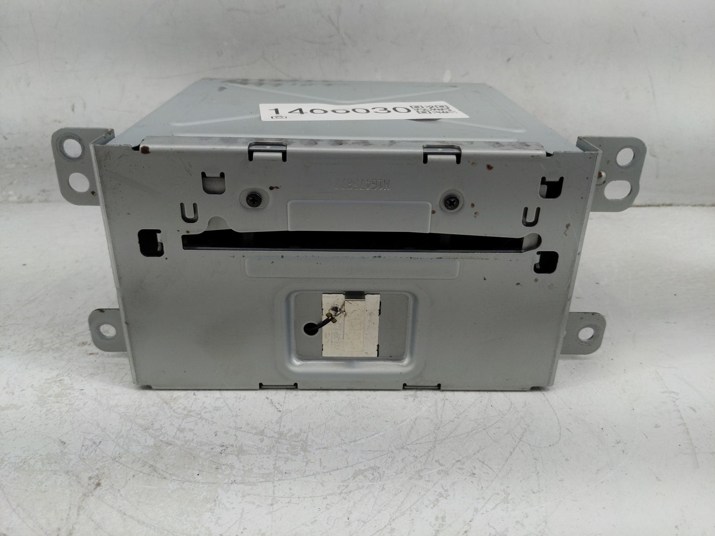 2015-2016 Chevrolet Malibu Radio AM FM Cd Player Receiver Replacement P/N:23284461 Fits Fits 2015 2016 OEM Used Auto Parts -