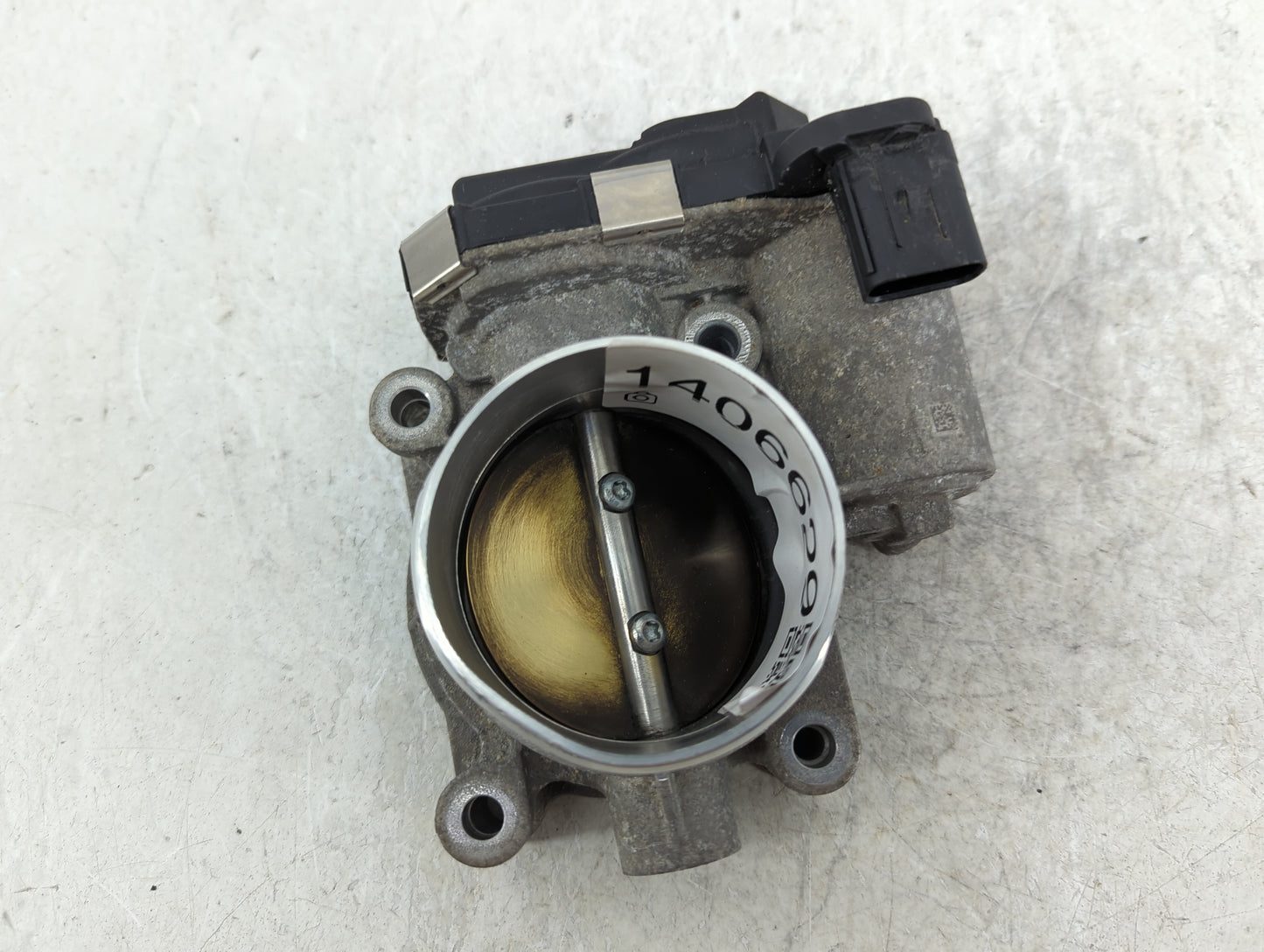2016 Chevrolet Malibu Throttle Body P/N:12627217DA Fits Fits 2017 2018 2019 2020 2021 2022 OEM Used Auto Parts - Oemusedauto