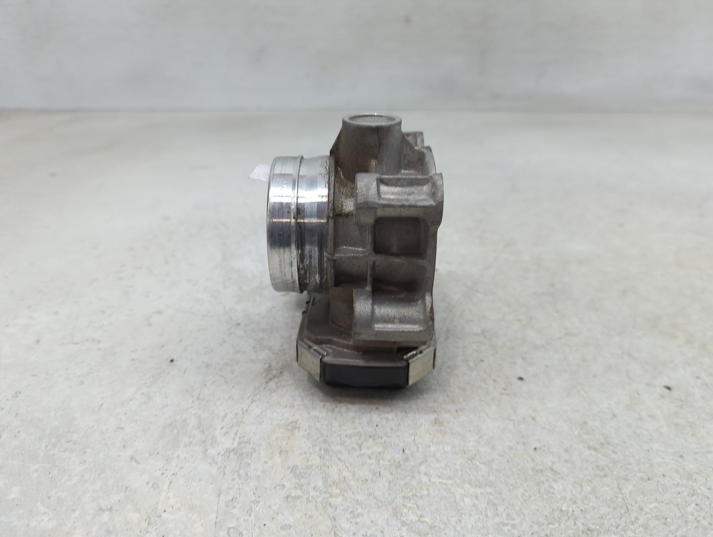 2016-2021 Chevrolet Malibu Throttle Body P/N:12659491BA Fits Fits 2016 2017 2018 2019 2020 2021 2022 OEM Used Auto Parts - O