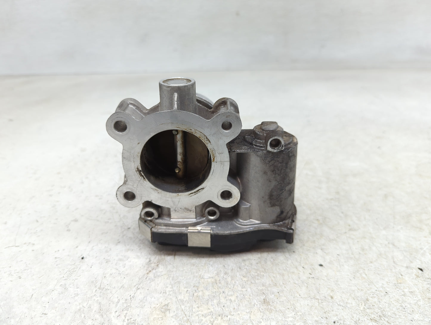 2016-2021 Chevrolet Malibu Throttle Body P/N:12659491BA Fits Fits 2016 2017 2018 2019 2020 2021 2022 OEM Used Auto Parts - O